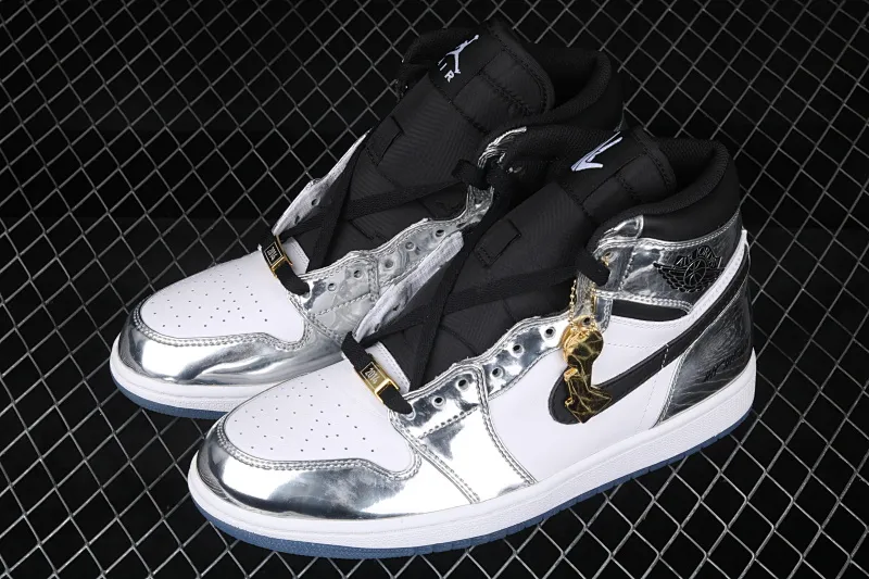 All categories Air Jordan Jordan series basketball shoes Air Jordan 1 High #ZG version Air Jordan 1 Pass The Torch AJ1 Joe 1 Leonard liquid electroplating silver AQ7476-016